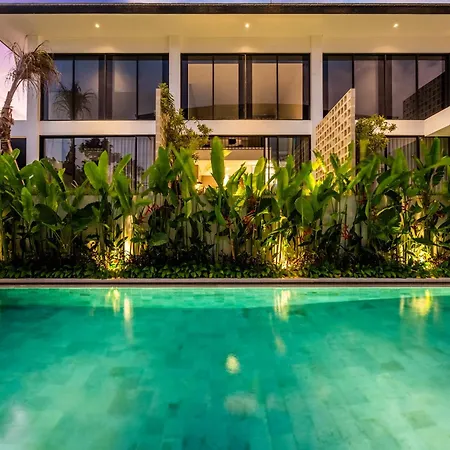 The R Apartment Pererenan